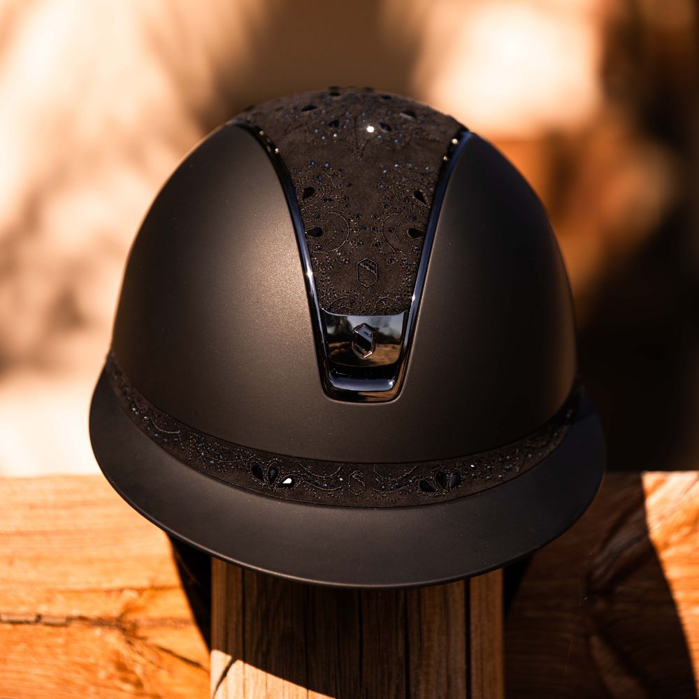 Samshield Custom | Miss 2.0 Shadowmatt Crystal Bloom Top & Frontal Band | Black