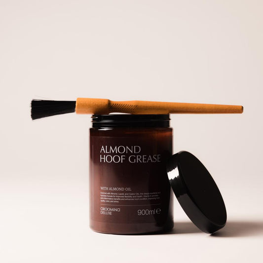 Almond Hoof Grease | Grooming Deluxe | NaturalIngredients — Image 2
