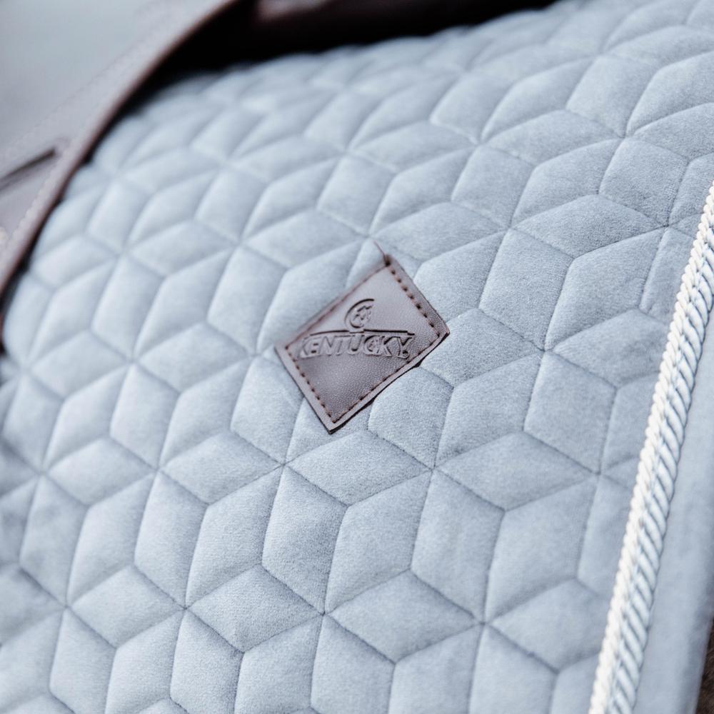 Close up of a grey saddlepad