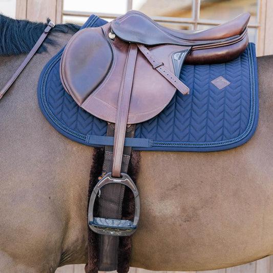 Saddle Pad Metal Chain Jumping | Kentucky Horsewear | Stylish — Image 2