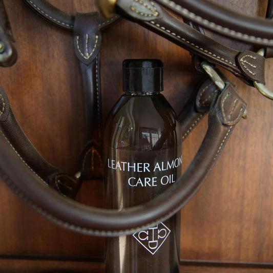 Leather Almond Care Oil | Grooming Deluxe | Revitalizing — Image 2