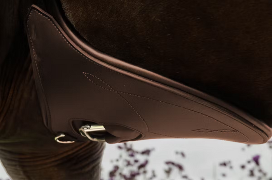 Boomerang Equestrian - Kentucky Anatomic Stud Girth Brown