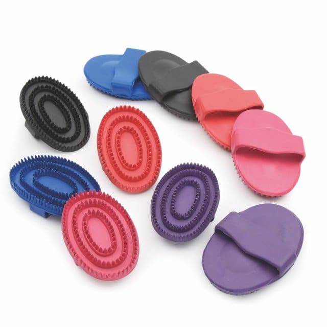Boomerang Equestrian - Shires EZI-GROOM Rubber Curry Comb
