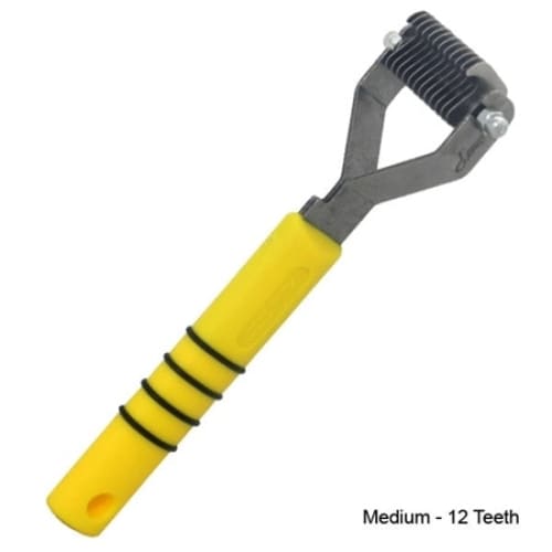 Boomerang Equestrian - Smart Grooming Smart Tails Yellow Handle