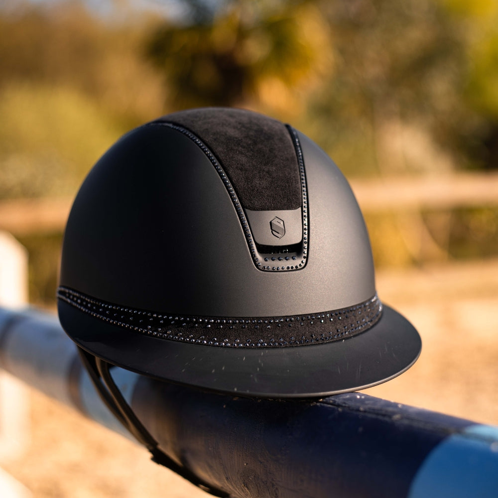 Samshield Custom | Miss 2.0 Shadowmatt Tiara Frontal Band Option | Black