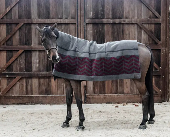 Kentucky Heavy Fleece Rug Square Fishbone Grey/Bordeaux