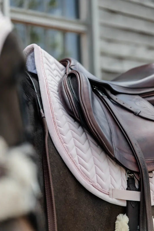 Boomerang Equestrian - Kentucky Saddle Pad Jumping Velvet With Pearls Soft Rose