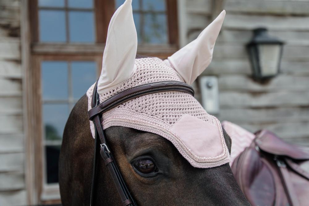 Fly Veil Wellington Velvet Pearls | Kentucky Horsewear | luxurious — Image 18