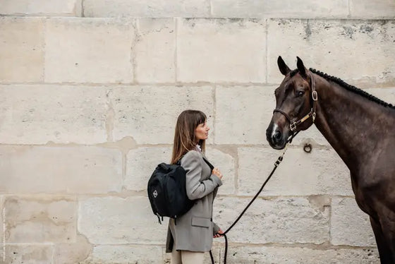 Kentucky Chestnut Helmet Bag Black