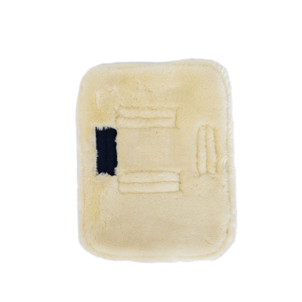 Quilted Chest Expander Vegan Sheepskin | Kentucky Horsewear | Comfort — Image 9