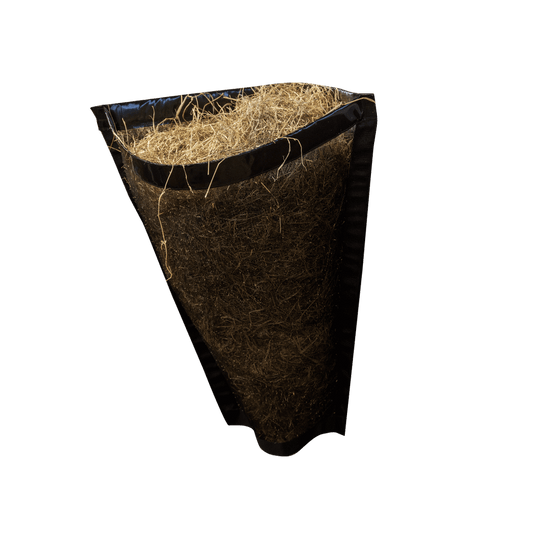 Hay Bag Corner | Kentucky Horsewear | Space-saving design