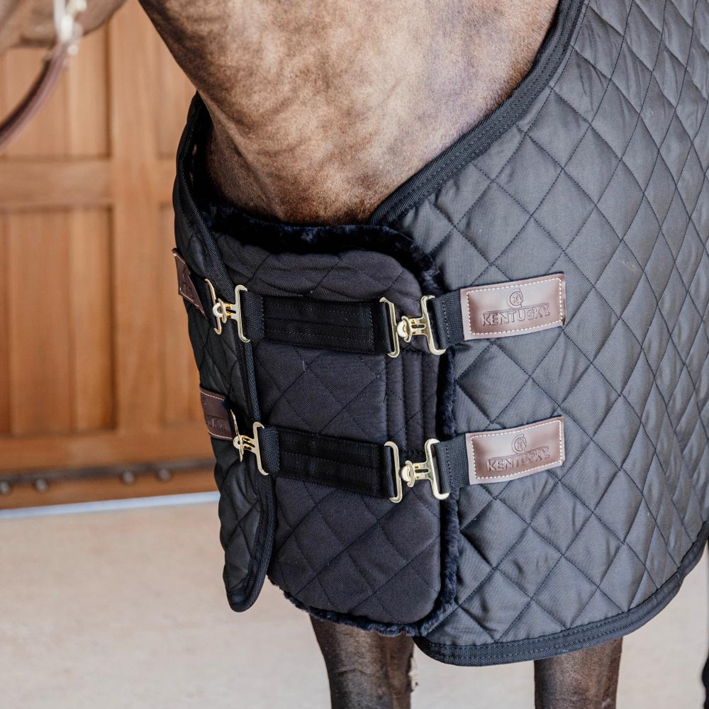 Quilted Chest Expander Vegan Sheepskin | Kentucky Horsewear | Comfort — Image 3