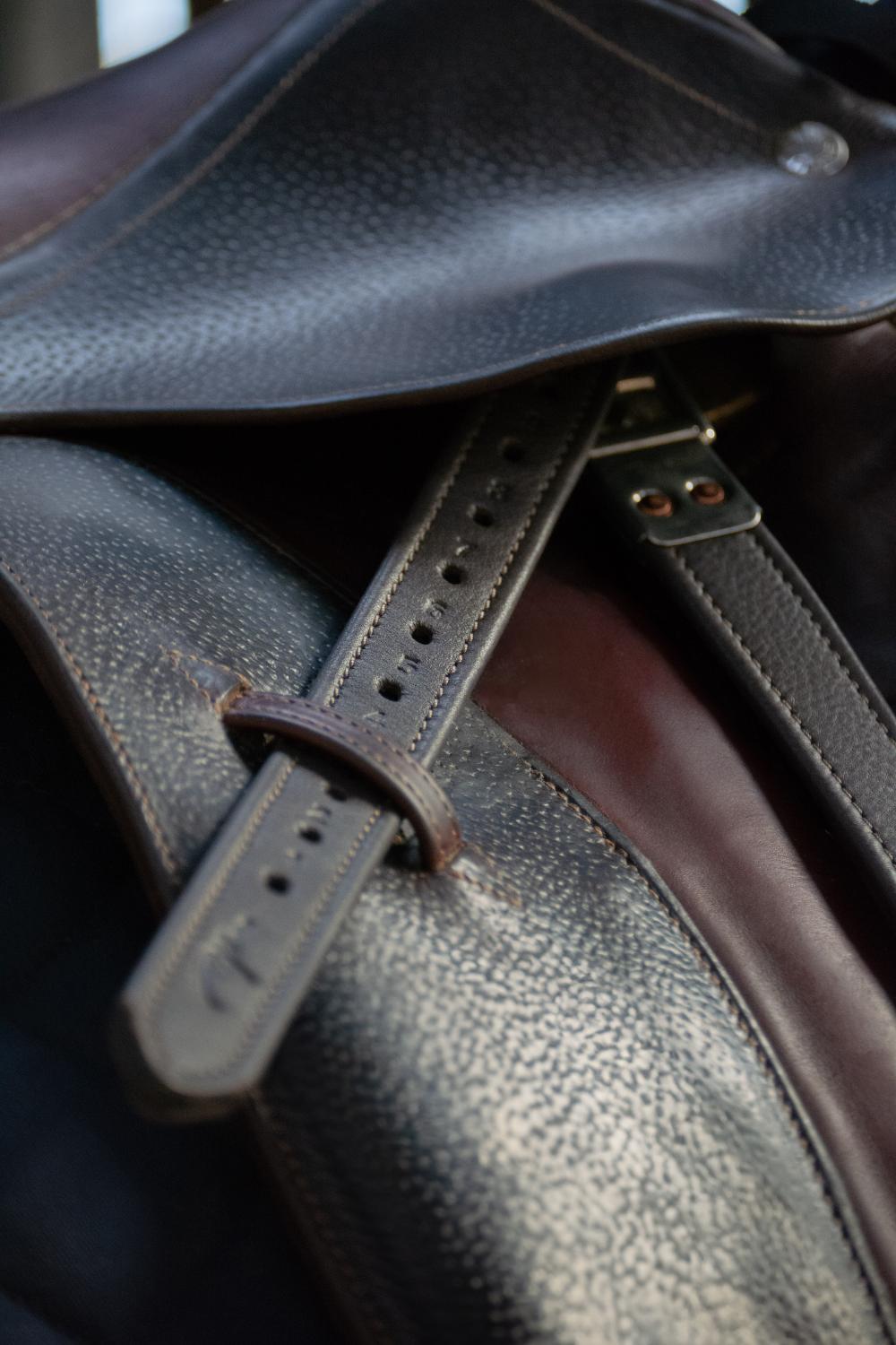 Premium Soft Leather Stirrup Strap | Dy'on | Comfort