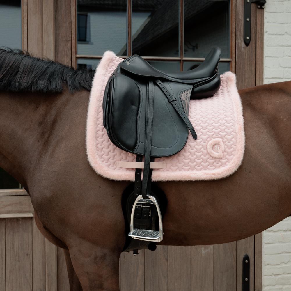 Saddle Pad Fake Fur Plaited Quilt | Kentucky Horsewear | Comfort — Image 4