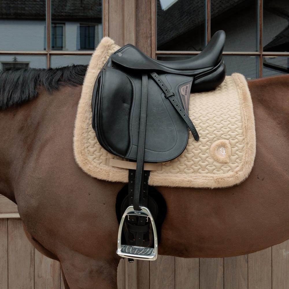 Saddle Pad Fake Fur Plaited Quilt | Kentucky Horsewear | Comfort — Image 12