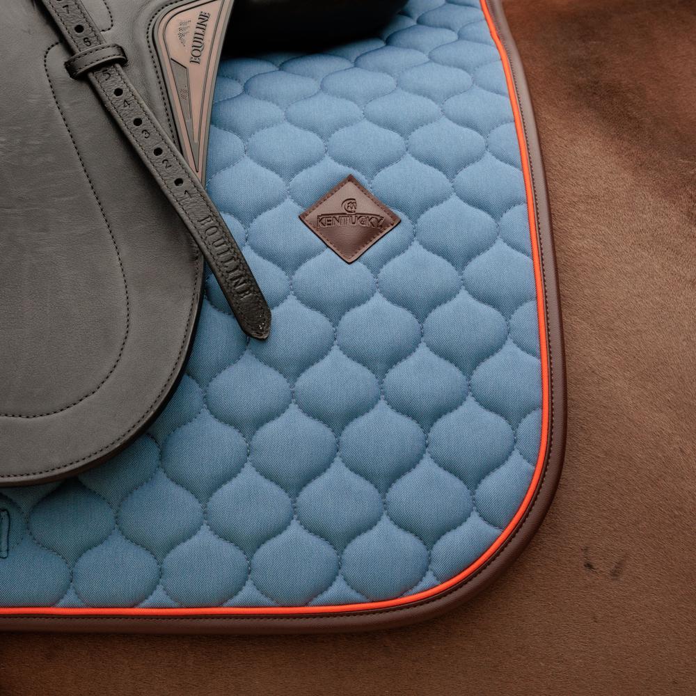 Saddle Pad Onion Quilt Neon Leather Dressage | Kentucky Horsewear | Comfort — Image 3