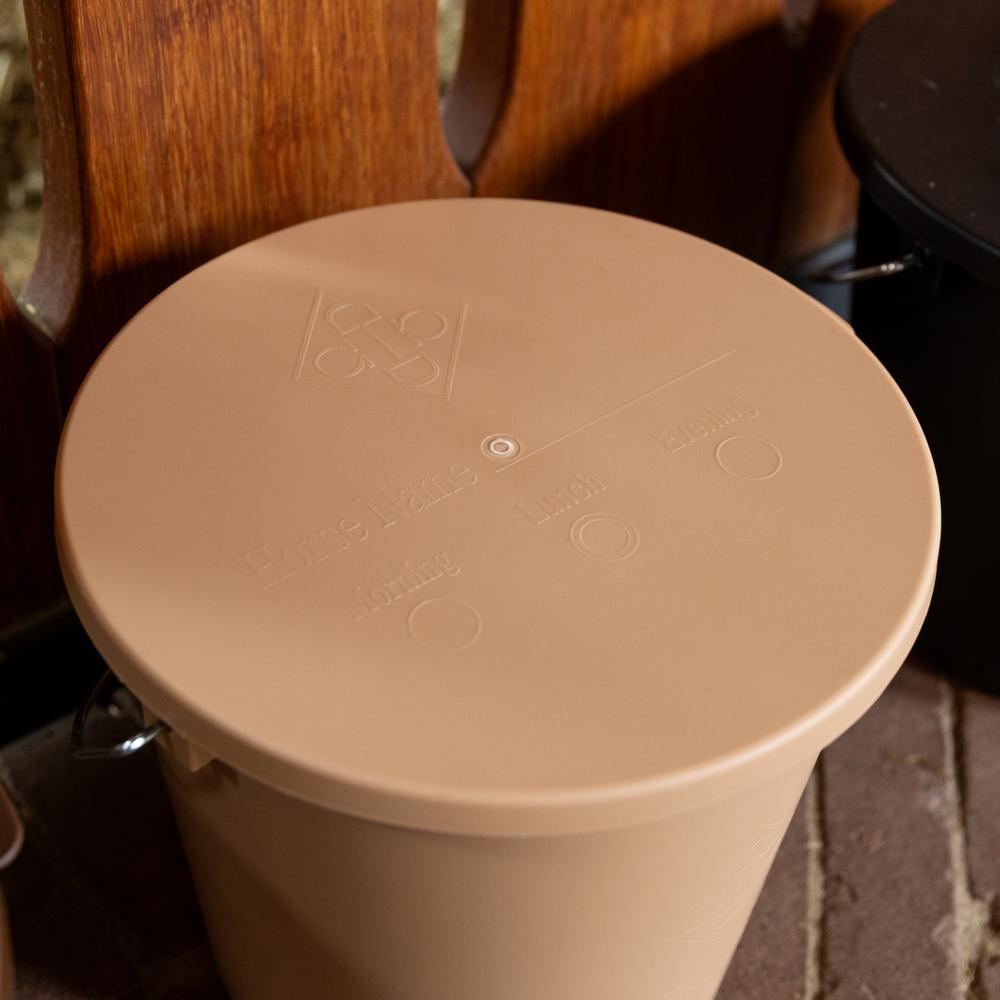 Bucket with Lid | Grooming Deluxe | Durability — Image 12