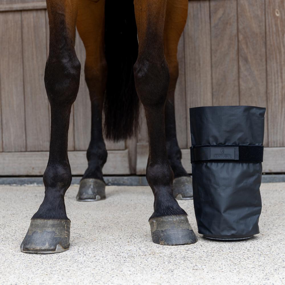 Hoof Boots Medical & Ice Boots Set of 2 | Kentucky Horsewear | KentuckyHorsewear — Image 2
