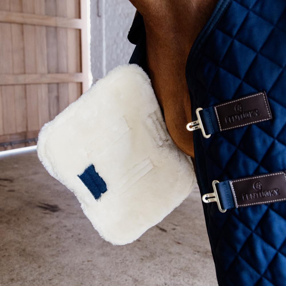 Quilted Chest Expander Vegan Sheepskin | Kentucky Horsewear | Comfort — Image 10