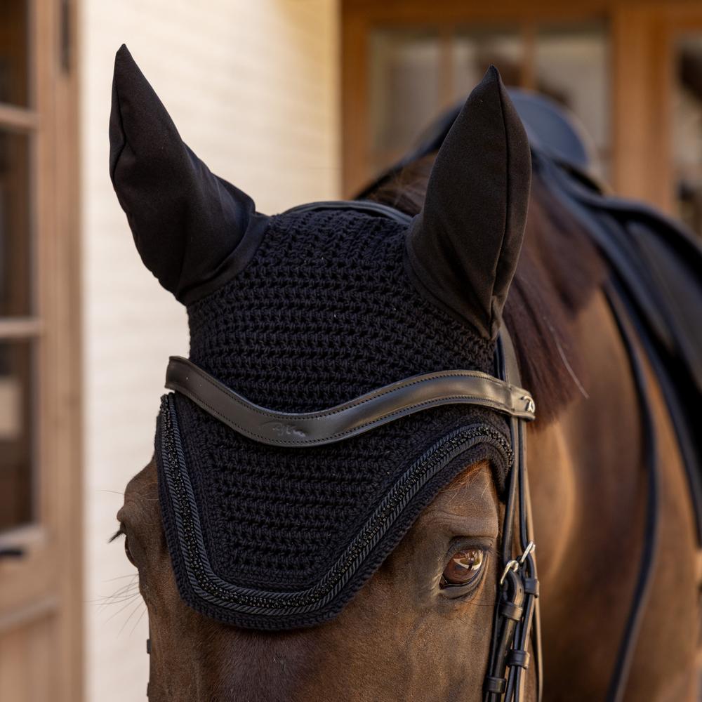 Fly Veil Wellington Velvet Mini Pearls | Kentucky Horsewear | luxurious — Image 2