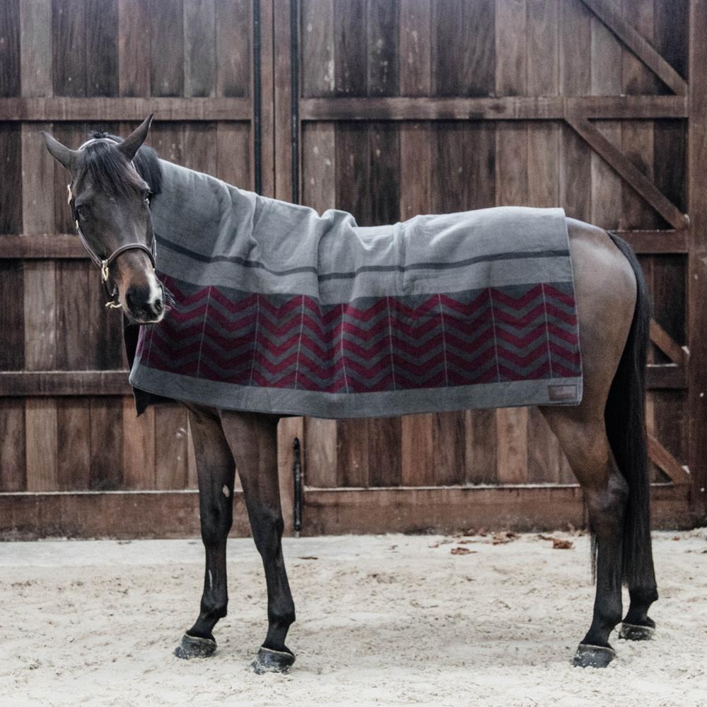 Heavy Fleece Rug Square Fishbone | Kentucky Horsewear | Versatile — Image 7