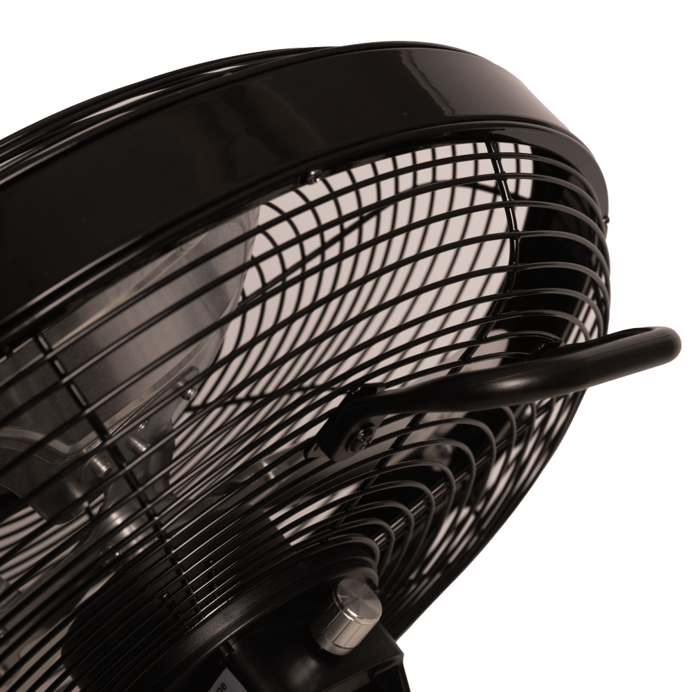 Wireless Fan with Battery & Charger | Grooming Deluxe | wireless — Image 3