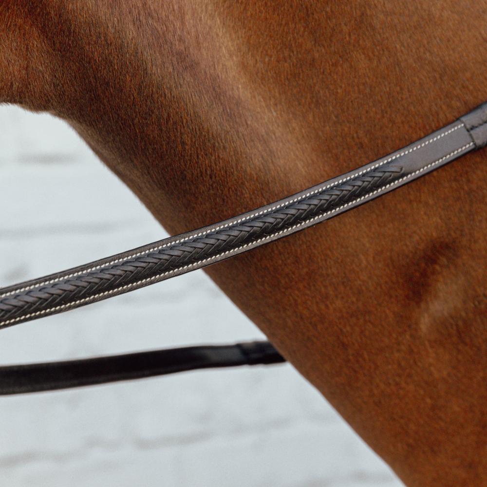 1/2" Rubber Reins with 7 leather loops and plaited finish |  |