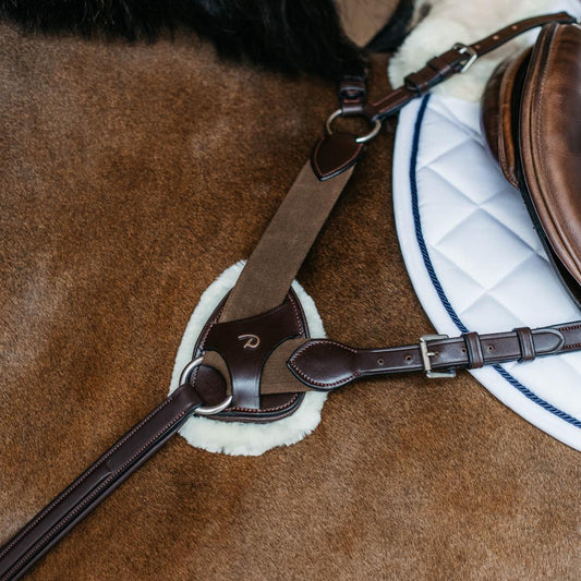 Vegan Sheepskin Protection Pad for 5 points breastplate | Dy'on | Comfort