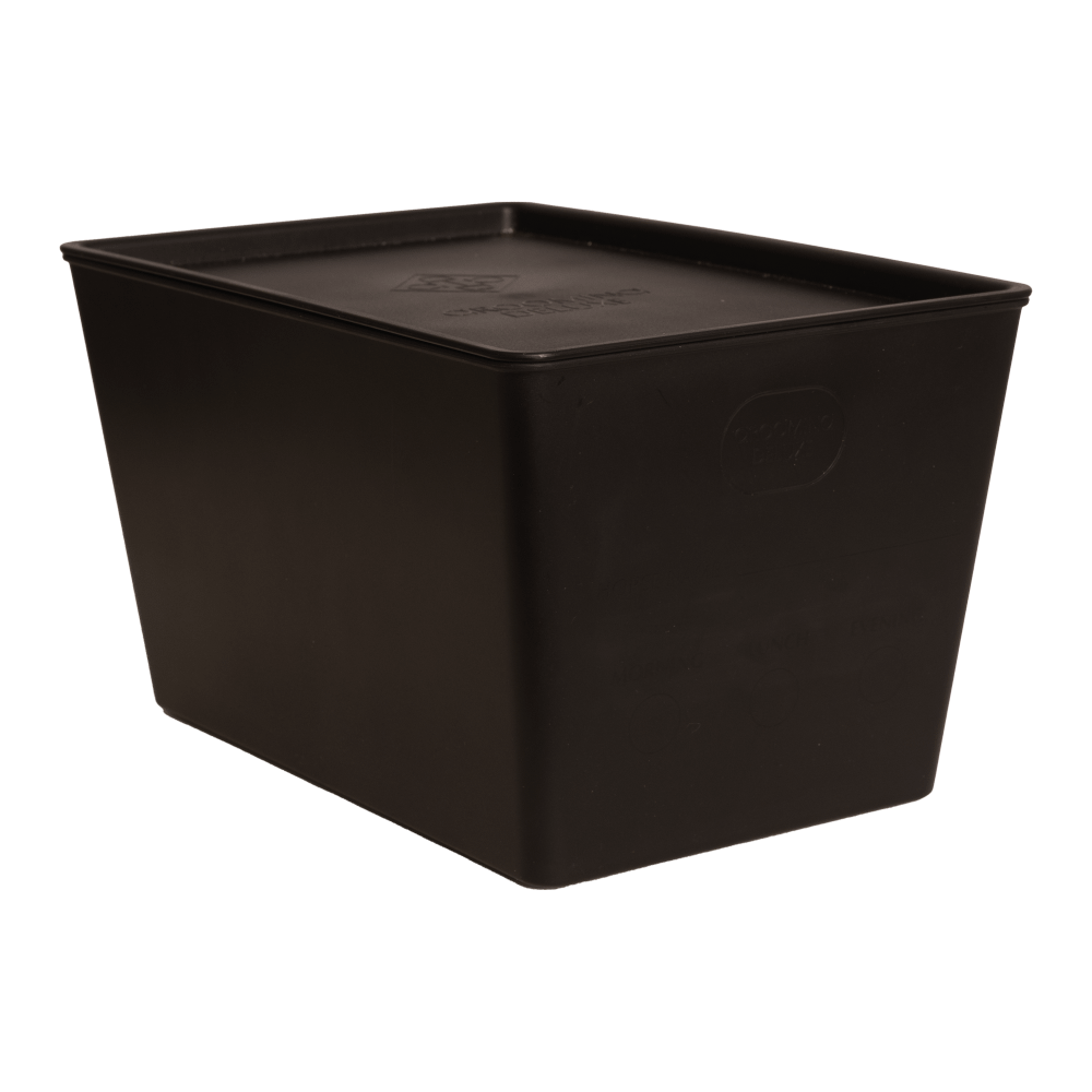 Horsefeed Box with Lid | Grooming Deluxe | Durability