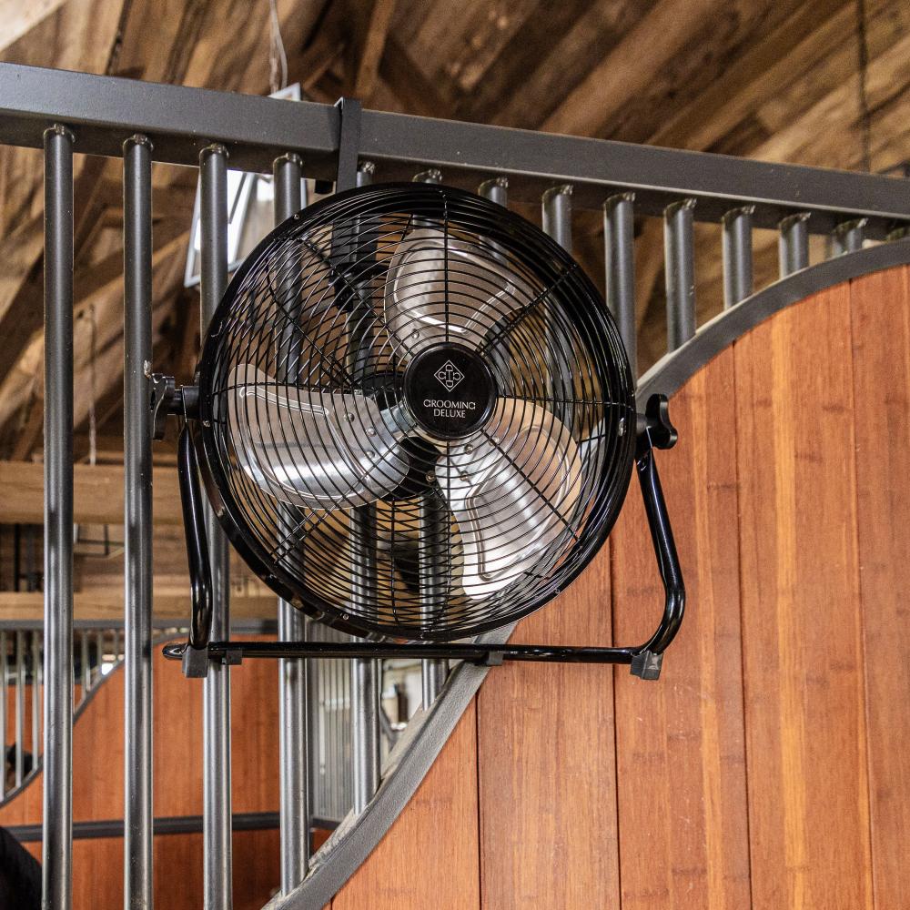 Wireless Fan with Battery & Charger | Grooming Deluxe | wireless — Image 6