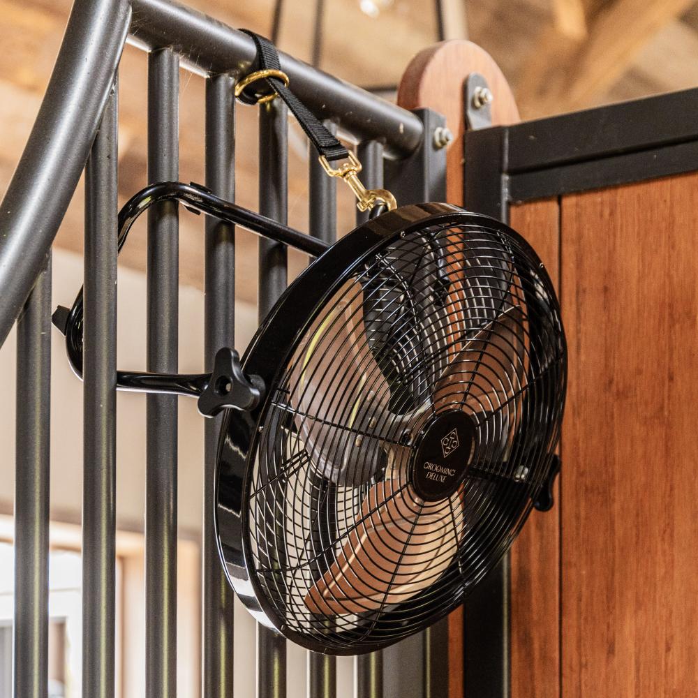 Wireless Fan with Battery & Charger | Grooming Deluxe | wireless — Image 7