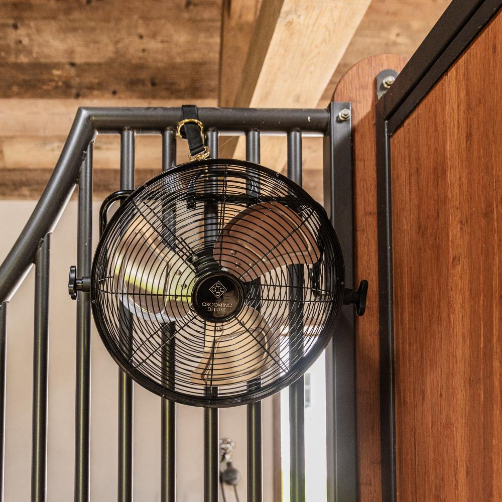 Wireless Fan with Battery & Charger | Grooming Deluxe | wireless — Image 8