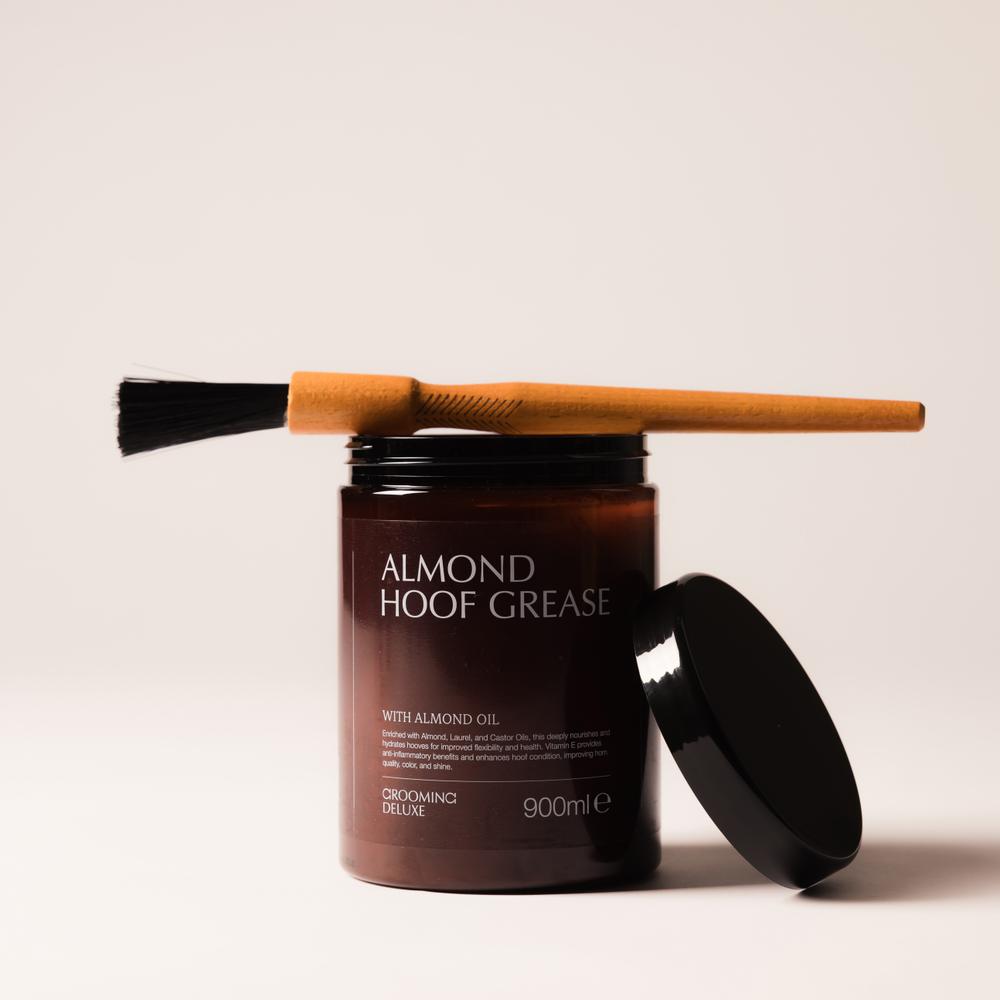 Almond Hoof Grease | Grooming Deluxe | NaturalIngredients — Image 2