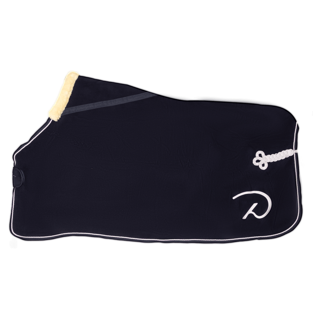 Heavy Fleece Rug | Dy'on | Elegant