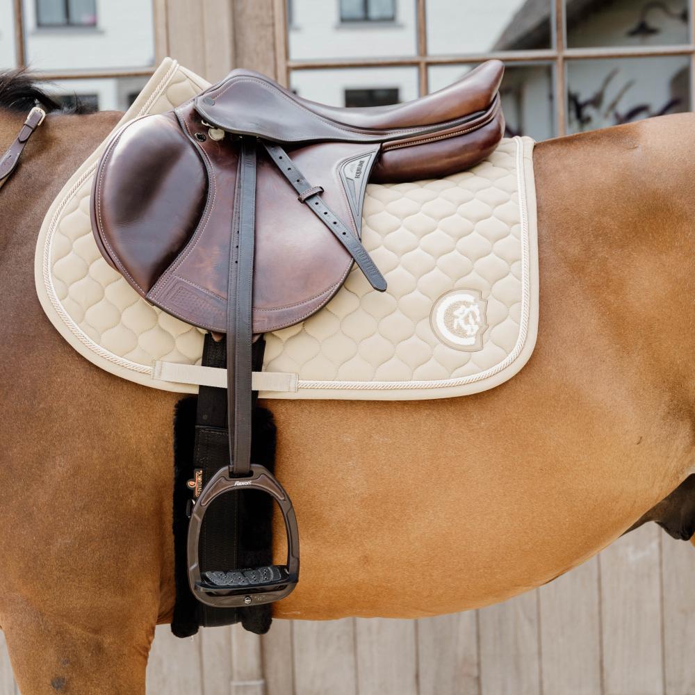 Saddle Pad 3D Logo Onion Quilt Jumping | Kentucky Horsewear | Comfort — Image 18