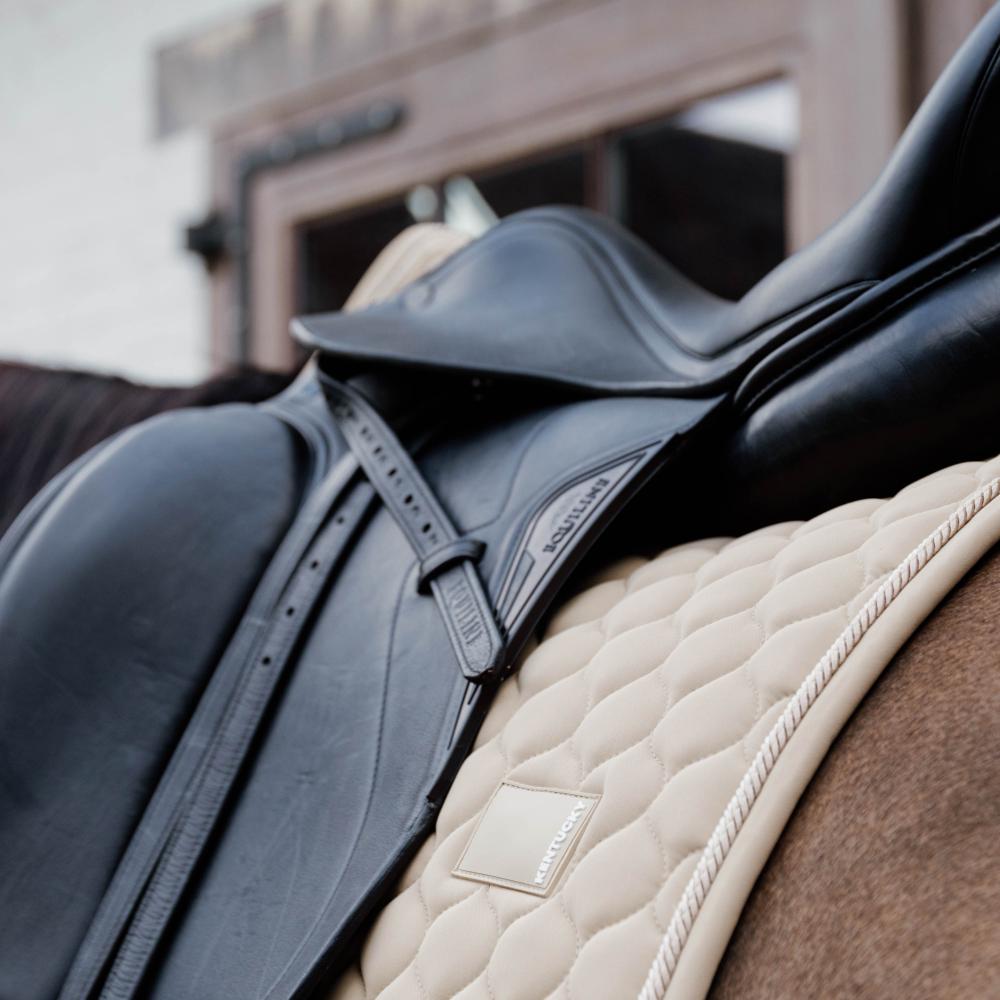 Kentucky Saddle Pad Onion Quilt Rubber Logo Dressage