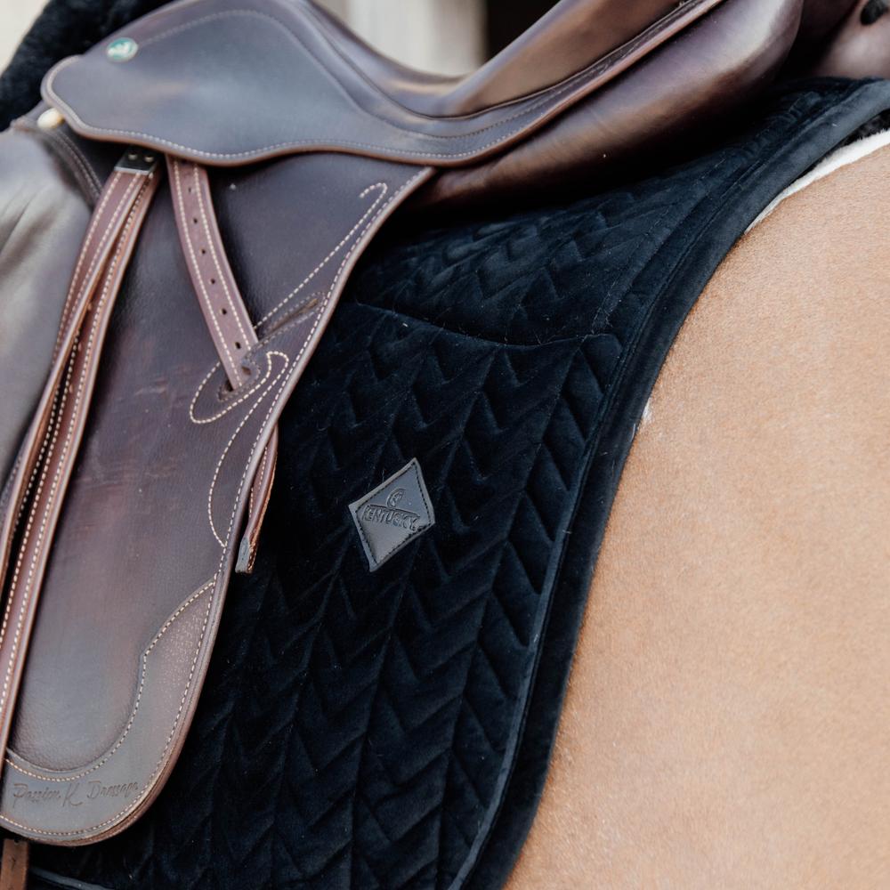 Skin Friendly Saddle Pad Velvet Dressage | Kentucky Horsewear | Skin-Friendly — Image 3