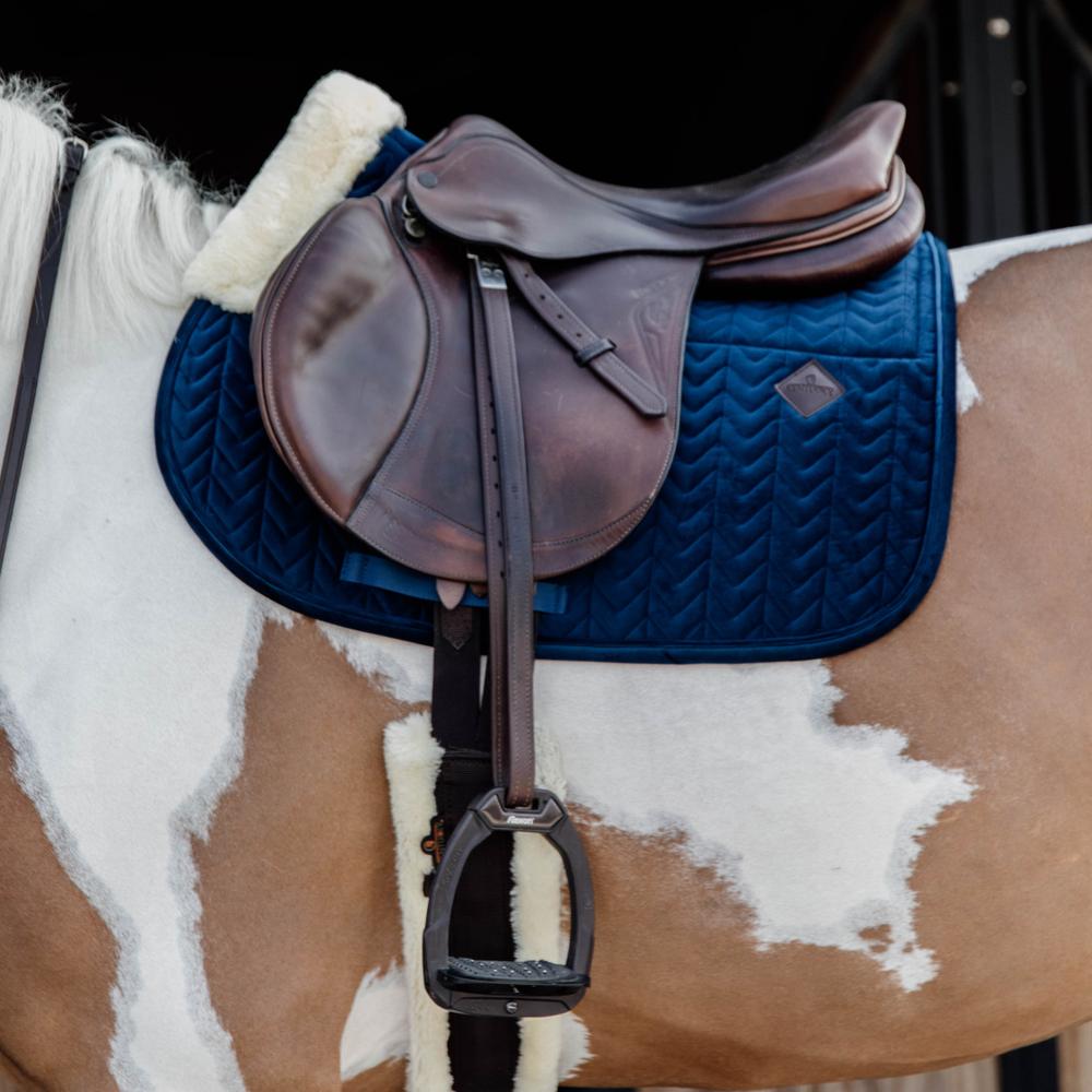 Skin Friendly Saddle Pad Velvet Jumping | Kentucky Horsewear | Comfort — Image 6