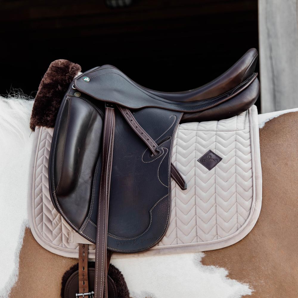 Skin Friendly Saddle Pad Velvet Dressage | Kentucky Horsewear | Skin-Friendly — Image 6