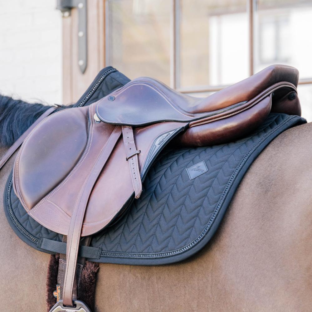 Saddle Pad Metal Chain Jumping | Kentucky Horsewear | Stylish — Image 11