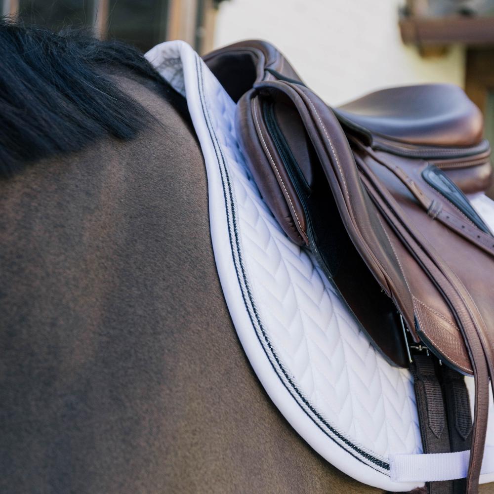 Saddle Pad Metal Chain Jumping | Kentucky Horsewear | Stylish — Image 13