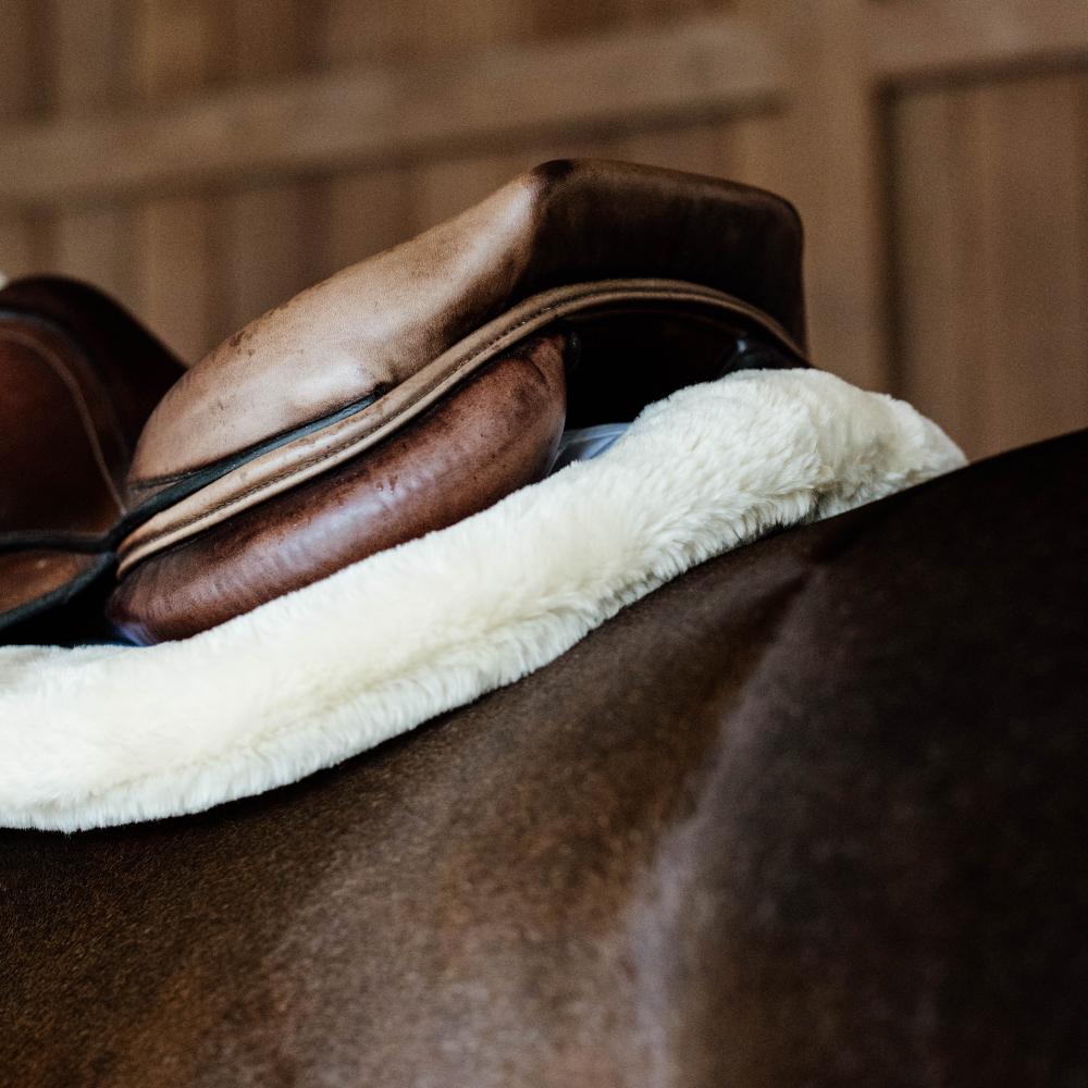 Kentucky Saddle Pad Hunter vegan sheepskin jumping
