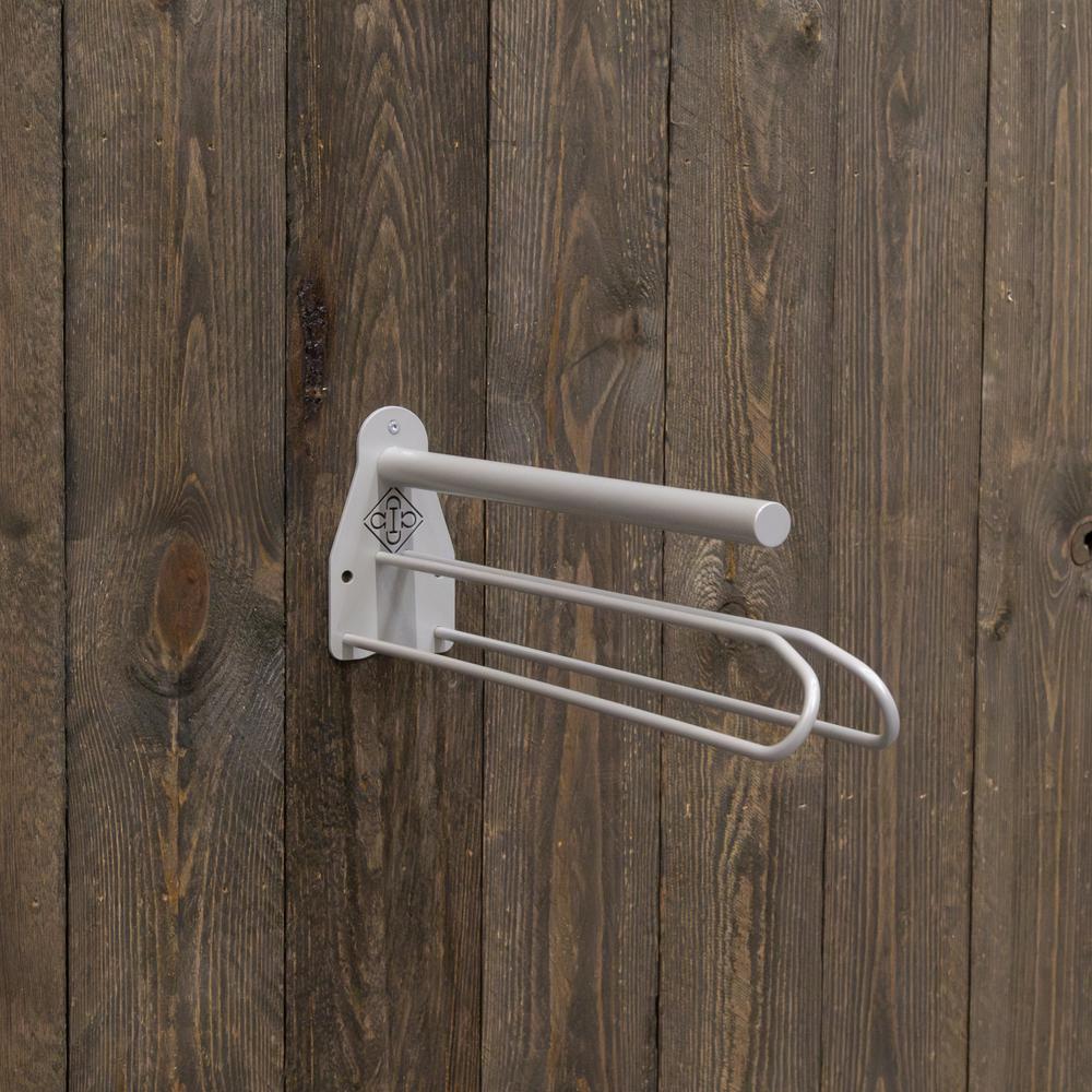 Saddle Rack metal with saddle pad holder | Grooming Deluxe | Space-saving — Image 9