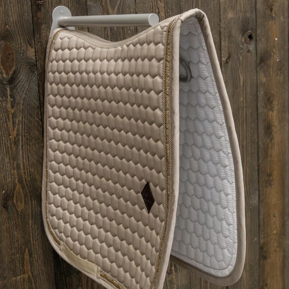 Saddle Rack metal with saddle pad holder | Grooming Deluxe | Space-saving — Image 11