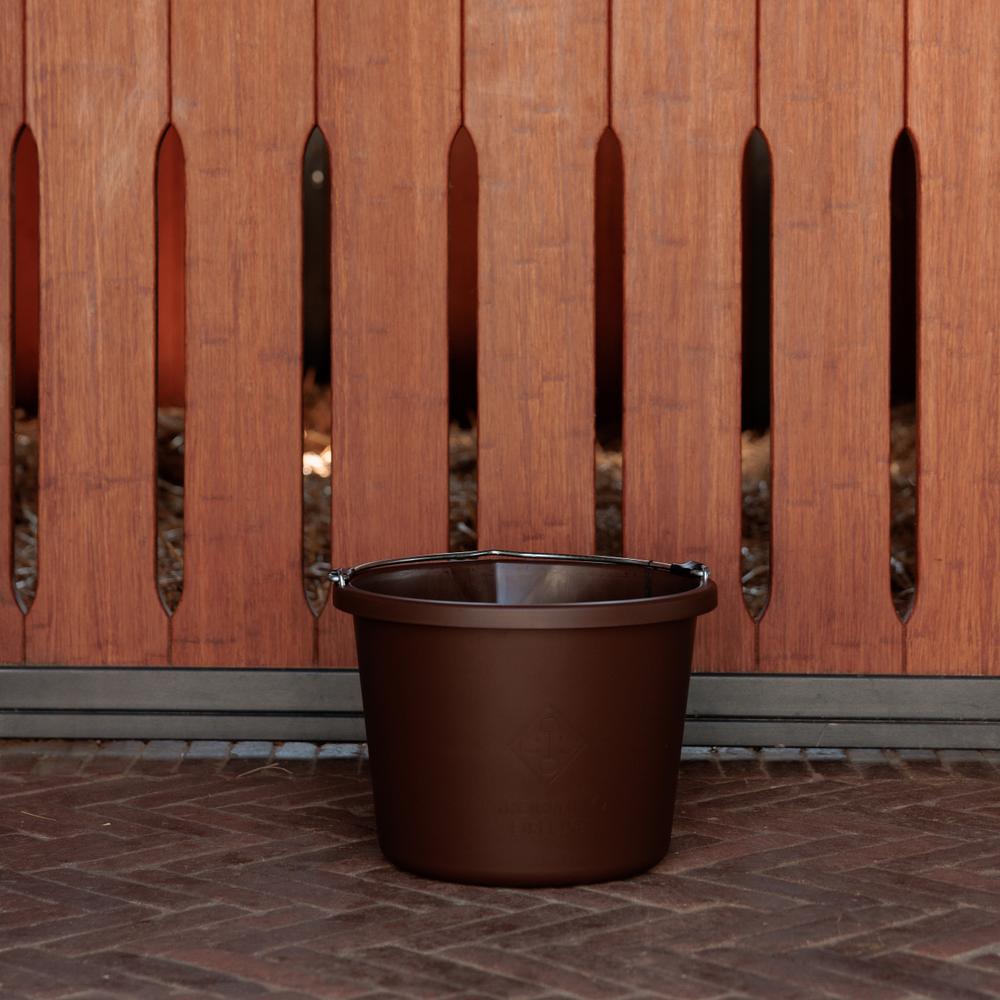 Water Bucket | Grooming Deluxe | Durable — Image 7