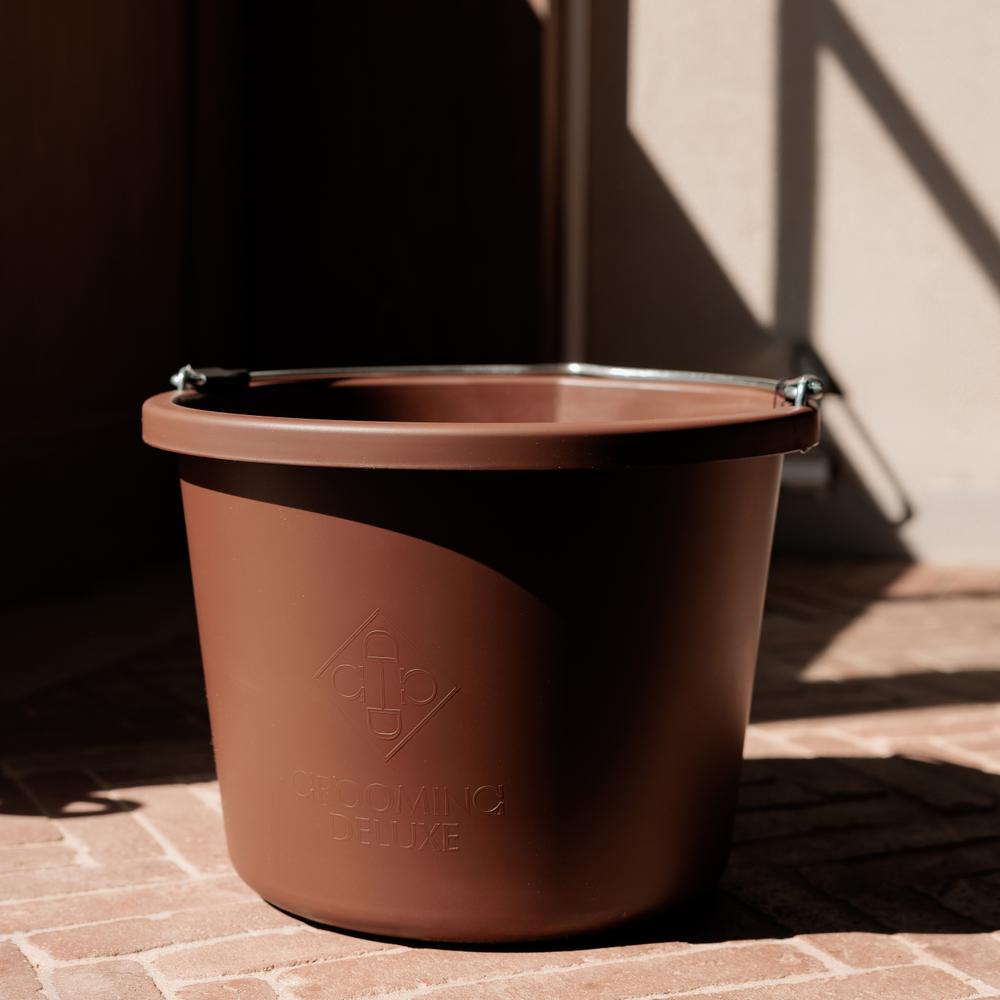 Water Bucket | Grooming Deluxe | Durable — Image 13