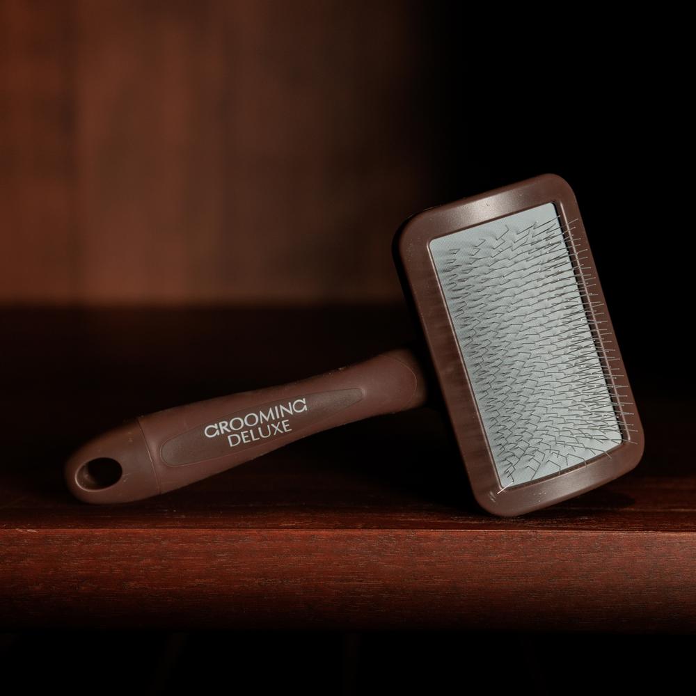 Velcro Cleaning Brush | Grooming Deluxe | lightweight — Image 4