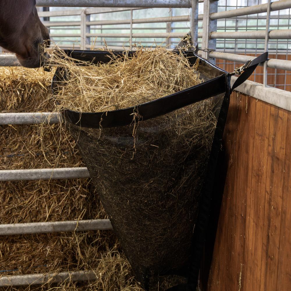 Hay Bag Corner | Kentucky Horsewear | Space-saving design — Image 6