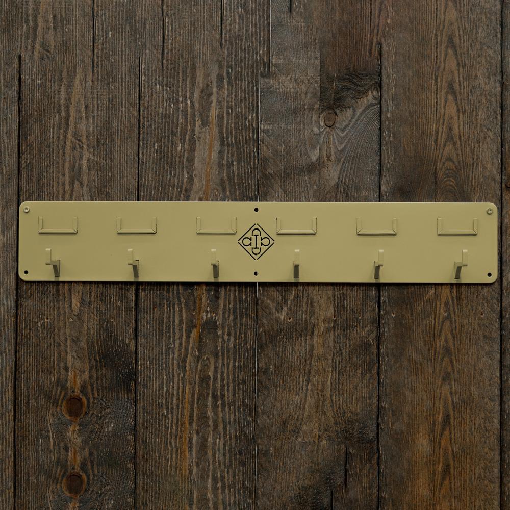 Bridle Hanger with 6 hooks & Name Tag | Grooming Deluxe | Organised — Image 4