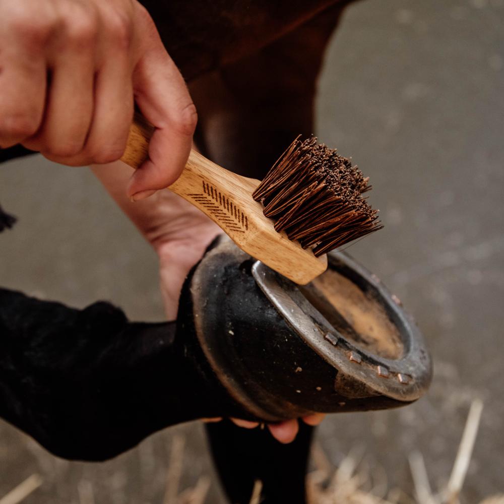 Hoof Pick | Grooming Deluxe | Durable — Image 2